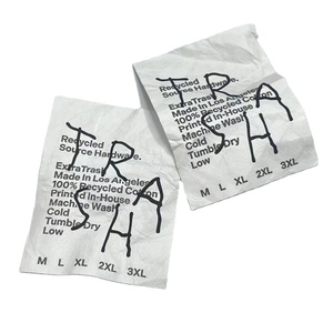 Étiquettes <span class=keywords><strong>de</strong></span> cou personnalisées en Tyvek doux anti-frottement, imprimées, avec codes QR et marques <span class=keywords><strong>de</strong></span> <span class=keywords><strong>site</strong></span> web pour équipes sportives, pour maillots d'entraînement et sweats à capuche - Product Image 1