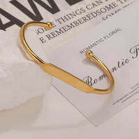 Bracelet jonc tendance en acier inoxydable plaqué or 18 carats, personnalisable au laser avec logo ou nom, jonc ouvert unisexe pour cadeau de fête