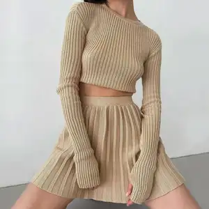 Sport bekleidung lässig Mädchen sexy lange Ärmel gestrickt Top Mini kleid Anzug Damen Pullover Tennis 2 Stück Rock Set plissiert