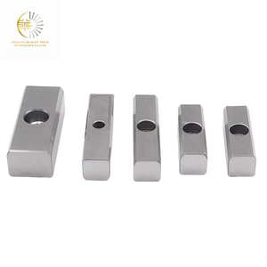 Pièces de moule d'estampage de précision Clés plates de positionnement LK avec trou Pièces de matrice d'estampage pour diverses clés de réglage de spécification - Product Image 3