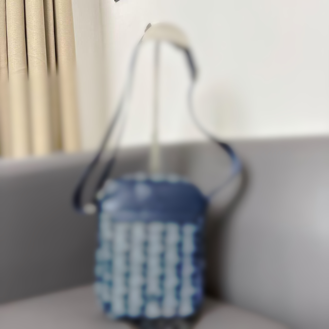 Bleu profond-vertical