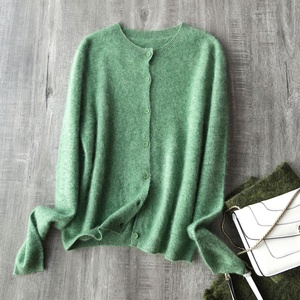 Cárdigan de punto coreano de lana cepillada engrosada de 230 g para mujer, con botones, cuello redondo sin costuras, estilo abrigo, ideal para otoño. - Product Image 1