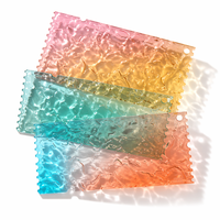 Billet d'entrée élégant en acrylique de 2 mm avec motif vague d'eau et bords festonnés pour concerts, festivals et galas