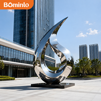 Scultura Moderna in Acciaio Inossidabile Lucido a Forma di Fiamma, Arte Astratta per Piazze Esterne, Decorazione in Acciaio Inox