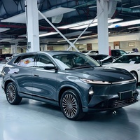 Dongfeng Aeolus L8 2026 Hybride SUV d'occasion, sièges en cuir foncé, conduite à gauche, édition Dream 185KM, en stock pour la vente en gros/détail