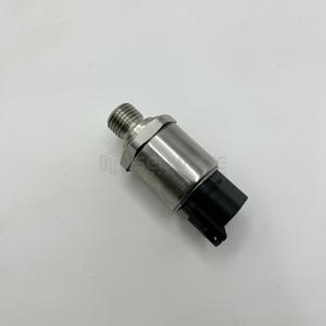Sensor de Presión de Aceite para Excavadora Bobcat 17202579, Pieza de Repuesto Nueva para Reparación y Mantenimiento - Product Image 2