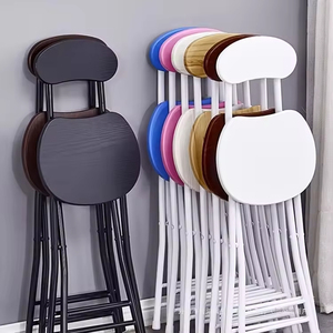 Tabouret de jardin pliable moderne en métal avec siège rembourré doux, imperméable, écologique, durable, chaise pliante d'extérieur pour une utilisation en cuisine - Product Image 2