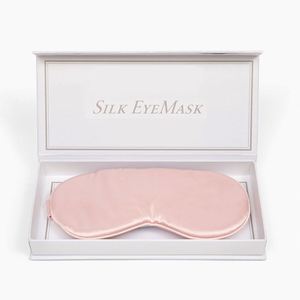 Masque de luxe en soie de mûrier 100% pure 22 Momme avec logo personnalisé, doux et soyeux, pour le sommeil et anti-rides - Product Image 3