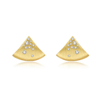 Boucles d'oreilles élégantes et minimalistes en argent sterling 925 plaqué or 18 carats avec zircone cubique et diamant pavé en forme de triangle