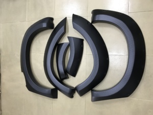 Guardabarros Negros Mate para Dmax 2012 2015 2018 - Product Image 3