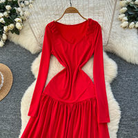 Robe longue élégante pour femmes WIWT, rouge, à manches longues, style A, décontractée, col en V, plissée, fluide, maxi, pour tous les jours, pour les fêtes, robes décontractées