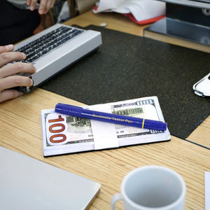 Stylo Détecteur <span class=keywords><strong>de</strong></span> <span class=keywords><strong>Faux</strong></span> <span class=keywords><strong>Billets</strong></span> DC-798-3 le Plus Vendu 2-en-1 Compteur <span class=keywords><strong>de</strong></span> <span class=keywords><strong>Billets</strong></span> Universel Outil <span class=keywords><strong>de</strong></span> Détection <span class=keywords><strong>de</strong></span> Fausse Monnaie - Product Image 1