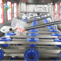 Chaîne de production complète et entièrement automatique de lavage, remplissage et mise en bouteille d'eau potable de type linéaire, pour bouteilles de 19L, 20L et 5 gallons (A à Z)