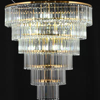 Lustre moderne en acrylique transparent multi-couches en forme de bande de glace pour les mariages, les salles de réception, les salons, la décoration de plafond