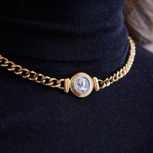 Collier pendentif rond en acier inoxydable avec gravure de pièce de monnaie et motif portrait pour bijoux de mode - Product Image 3