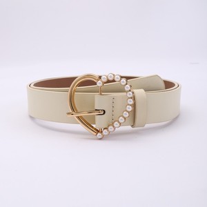 ชุดเดรสหนัง PU หัวเข็มขัดอัลลอยรูปหัวใจประดับมุกหรูหราเรียบง่ายสำหรับผู้หญิงสไตล์ลำลองสำหรับธุรกิจ - Product Image 3