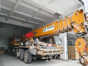 Kran Bekas <span class=keywords><strong>Tadano</strong></span> <span class=keywords><strong>100T</strong></span> Buatan Jepang Kran <span class=keywords><strong>Tadano</strong></span> <span class=keywords><strong>100T</strong></span> TG-1000E - Product Image 1