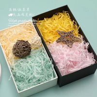 Coffret Cadeau de Noël Portable en Carton Rigide avec Sac Cadeau Assorti, Pliable, Gain de Place, Écologique, Matériaux Recyclés, Emballage en Raphia