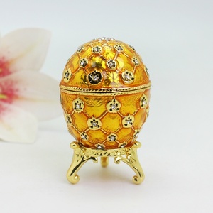 Boîte à Œufs en Métal Émaillé Premium SHINNYGIFTS - Mini <span class=keywords><strong>Porte</strong></span>-Bijoux Souvenir Décoration Artistique - Product Image 5