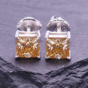 Pendientes de Moissanita de Silicio de 14k con Corte Cuadrado, 1Ct VVS, Color Champán, Plata de Ley 14k, Elegantes y con Estilo - Product Image 5