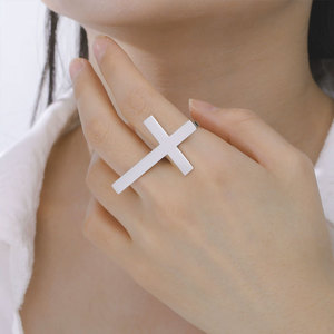 Anillo Doble de Dos Dedos para Mujer, Estilo Hiphop, Resistente al Agua, Sin Deslustre, Chapado en Oro de 14k y 18k PVD, Acero Inoxidable 316L - Product Image 4