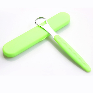 Xách tay 1 miếng đặt lưỡi <span class=keywords><strong>scraper</strong></span> chống lại hơi thở hôi lưỡi <span class=keywords><strong>scraper</strong></span> Cleaner với du lịch trường hợp lưỡi Cleaner - Product Image 1