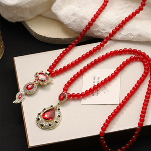 Retro Red Crystal Necklace Flower Pendant Zinc Alloy Party Jewelry Fashion Sweater Chain - Product Image 4