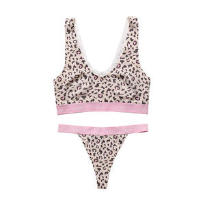 Conjunto de sujetador push-up inalámbrico de seda fría sexy con tanga, diseño transpirable tejido, sin espalda, cierre lateral, nailon/spandex, estampado de leopardo - Product Image 2