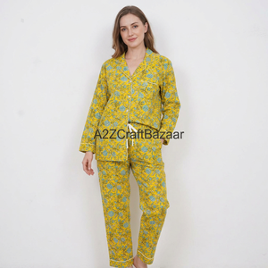 Ensemble de pyjama pour femmes en coton 100% à manches longues, imprimé floral, col rabattu, taille élastique, doux, respirant, séchage rapide, toutes saisons - Product Image 1
