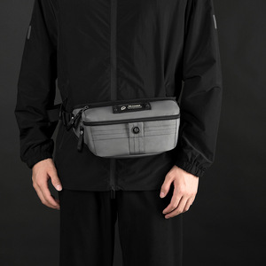 Sac banane homme personnalisé avec logo, sacoche de moto étanche pour activités de plein air, sac à bandoulière portable pour le sport - Product Image 6