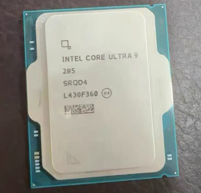 For Used Intel Core Ultra 9 285 Desktop CPU Processor 24 Cores 24 Threads LGA1851 up to 5.6GHz