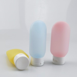 Kit de voyage pour articles de toilette sans BPA, très vendu, mini flacons en silicone pour lotion, shampoing, crème, flacon à presser de 2 oz (60 ml) - Product Image 5
