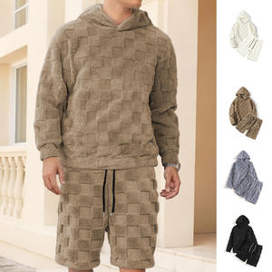 Conjunto Casual de Dos Piezas para Hombre, Talla Europea, Otoño/Invierno, Nuevo, Exportación, Corte Ajustado, Cuello Alto, Manga Larga, Pantalones Cortos a Cuadros, con Peluche, Poliéster - Product Image 3