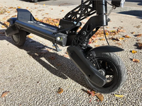 Trottinette électrique 350W 36V 10Ah pliable avec suspension de type C, pneus de 10 pouces, trottinette électrique pour adultes, pour les trajets en ville, vente en gros