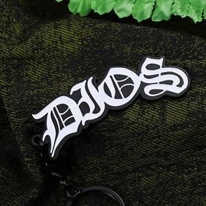 พวงกุญแจโลหะผสมสังกะสีชุบสีดำพร้อมโลโก้แบบกำหนดเอง ตัวอักษรคำศัพท์เวทมนตร์เคลือบเงา 2 มิติ สำหรับเป็นของขวัญ - Product Image 5