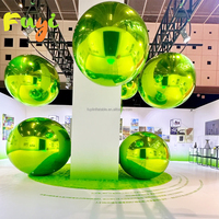 Sphère suspendue géante irisée Boule miroir publicitaire flottante Ballon miroir gonflable en PVC