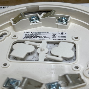 Base para Detector de Humo DB-11 11E/8853 11C 575-294194-14, Control PLC - Product Image 1