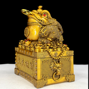 Estatua <span class=keywords><strong>de</strong></span> Rana <span class=keywords><strong>de</strong></span> la Fortuna <span class=keywords><strong>de</strong></span> Tres Patas Feng Shui, Adorno <span class=keywords><strong>de</strong></span> Rana Dorada para la Abundancia, Decoración <span class=keywords><strong>de</strong></span> la Suerte para el Hogar, Oficina, Tienda, Regalo para el Flujo Diario <span class=keywords><strong>de</strong></span> Riqueza - Product Image 6