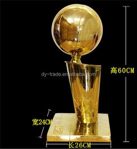 Trophée de football personnalisé en acier inoxydable poli plaqué or, résistant à la corrosion, avec impression typographique pour - Product Image 3