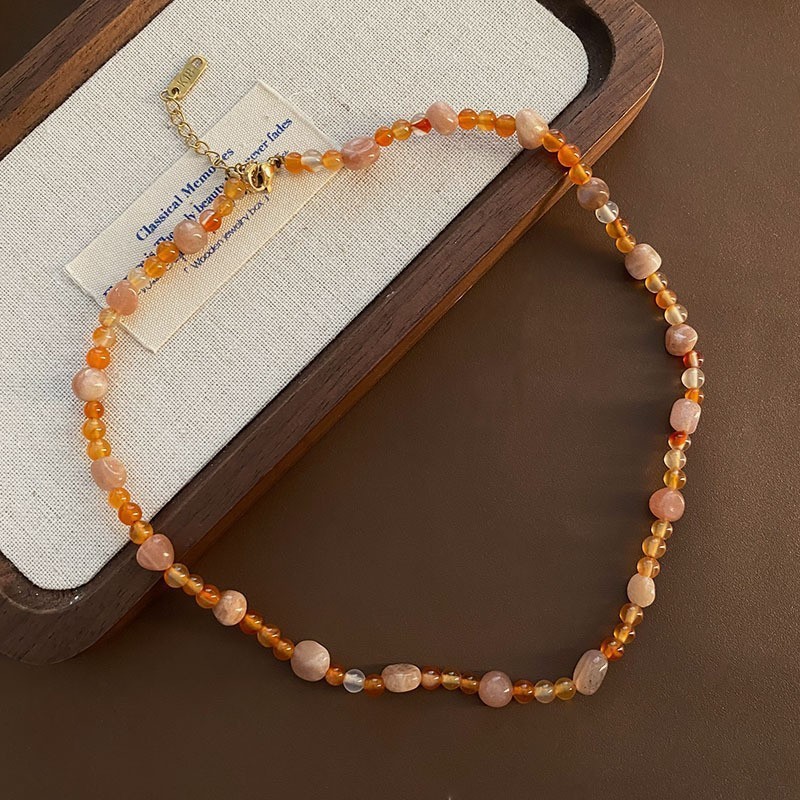 03-d8 Gold strawberry crystal beaded necklace
