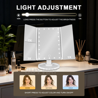 Miroir de maquillage LED pliable à trois volets avec grossissement 1X/2X/3X, miroir de vanité portable à écran tactile, miroir de voyage professionnel