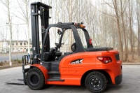 Solreign CPD Geländegängiger Vollelektrischer Palettenhubwagen 3,5T Tragfähigkeit 6m Hubhöhe Lithium-Ionen-Batterie AC-Antrieb