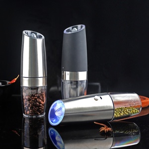 Argent alimenté par batterie avec lumière LED fonctionnement automatique en acier inoxydable <span class=keywords><strong>moulin</strong></span> électrique à gravité <span class=keywords><strong>moulin</strong></span> à <span class=keywords><strong>poivre</strong></span> et <span class=keywords><strong>sel</strong></span> ensemble - Product Image 2