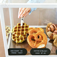 Vitrine à desserts en acrylique transparent à trois niveaux, cadre en métal noir, haute qualité, facile à nettoyer, durable, robuste