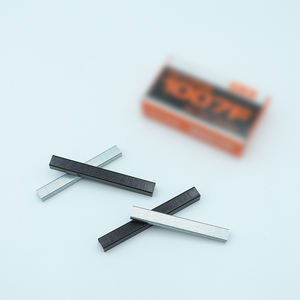 Hete Verkoop 22ga Gegalvaniseerde Nietjes In Zwarte Kleur 1008f, 1010f Gebruik Voor Meubels En Diy - Product Image 3