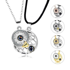 Chiếu Ánh Trăng Mới Tôi Yêu Bạn 100 Ngôn Ngữ Vòng Cổ Bằng Thép Không Gỉ Làm Quà Tặng - Product Image 4