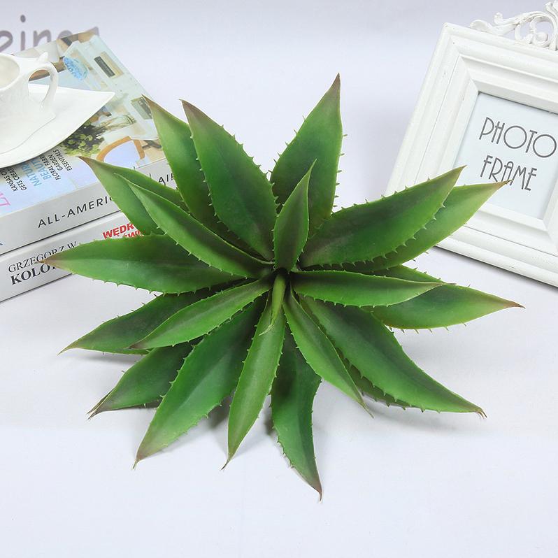 21-leaf pointed aloe vera green 31x26cm 180.3g