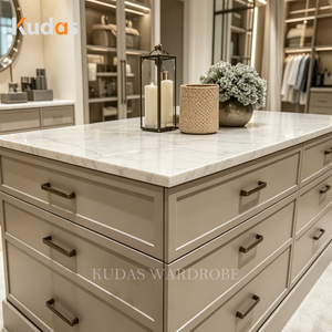 <span class=keywords><strong>Dressing</strong></span> sur mesure de luxe, armoire intégrée moderne et classique avec îlot central en marbre et éclairage LED pour chambre de villa - Product Image 2