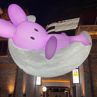 Ornement paysager géant gonflable en forme de lapin floral, éclairé, résistant à l'eau, alimenté par prise, pour scène aquatique de rue commerciale nocturne