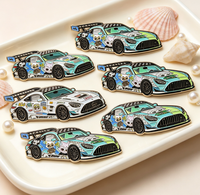 Épingles en métal émaillées personnalisées pour voitures de course, épingles de revers en émail souple pour voitures de course de dessin animé, pour collection de souvenirs et cadeaux